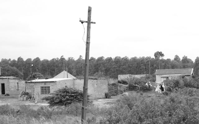 Housing of people in the country side, outside of Durban: 